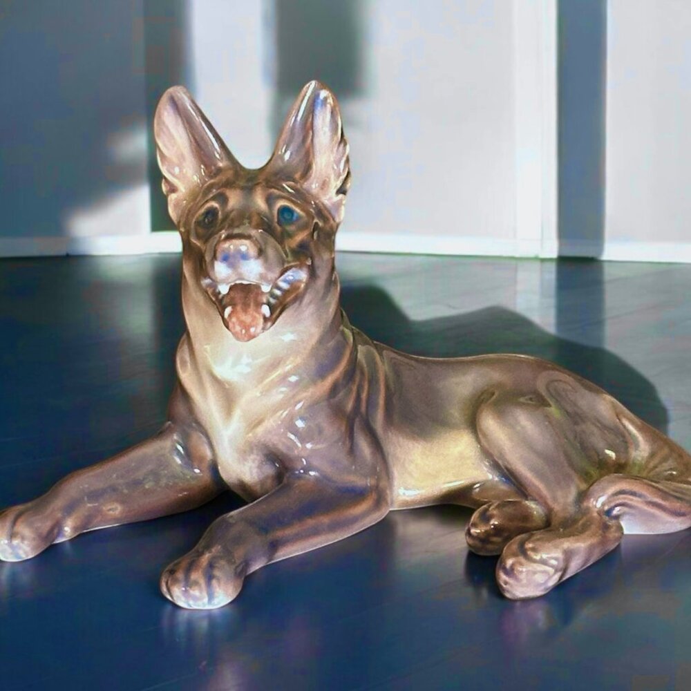 Very Rare German Shepherd Dog by Dahl-Jensen Figurine